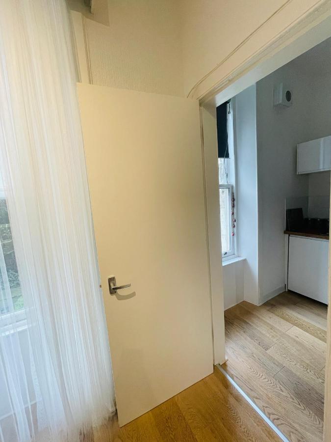Ground Floor 1 Bedroom Flat In The City Centre Эдинбург Экстерьер фото